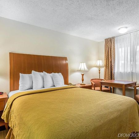 Quality Inn & Suites Bakersfield Eksteriør billede
