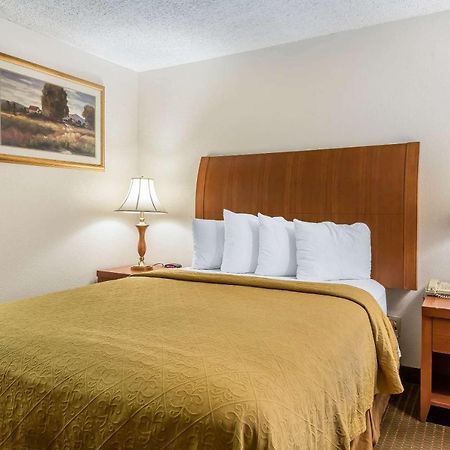 Quality Inn & Suites Bakersfield Eksteriør billede
