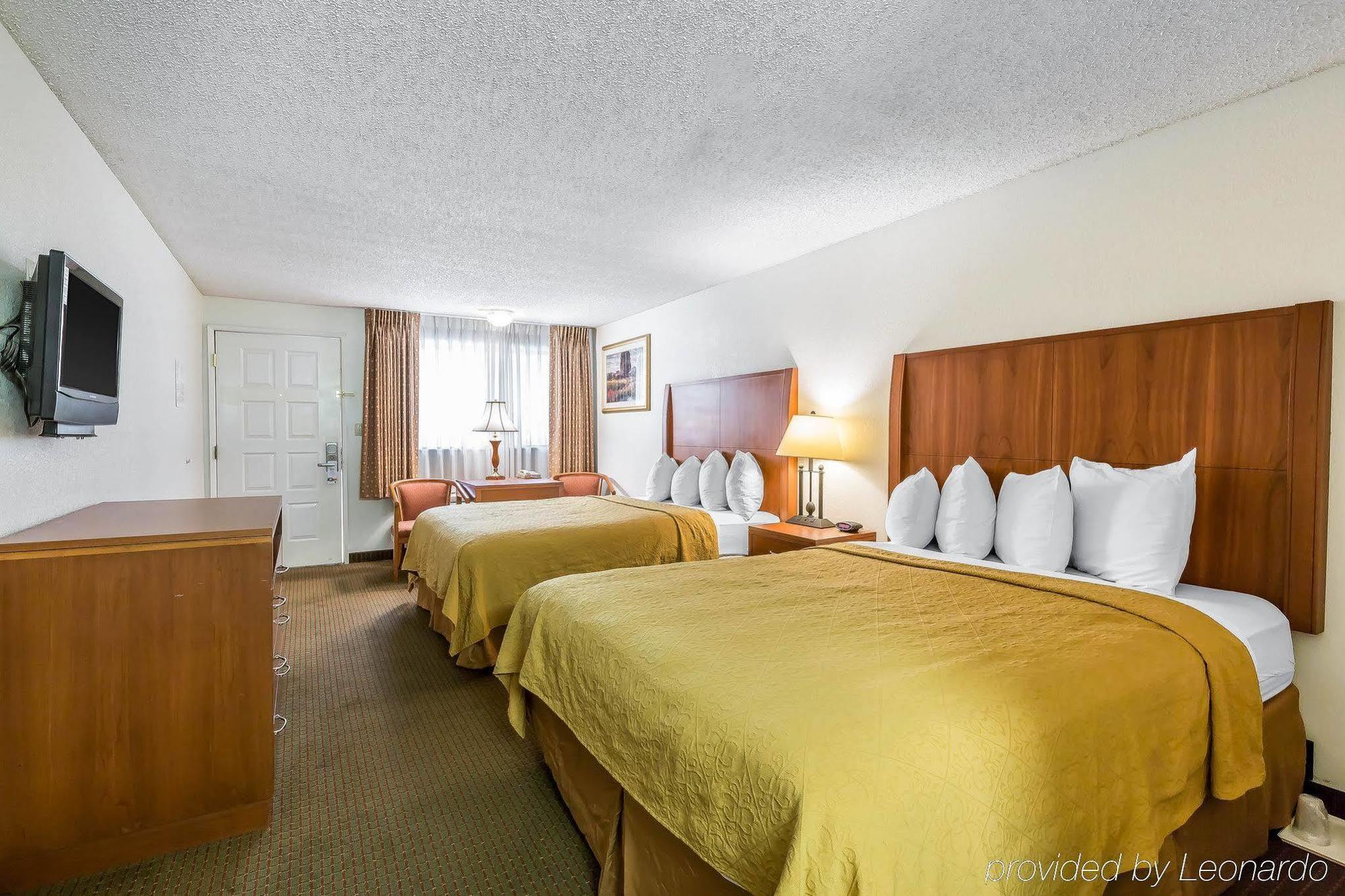 Quality Inn & Suites Bakersfield Eksteriør billede