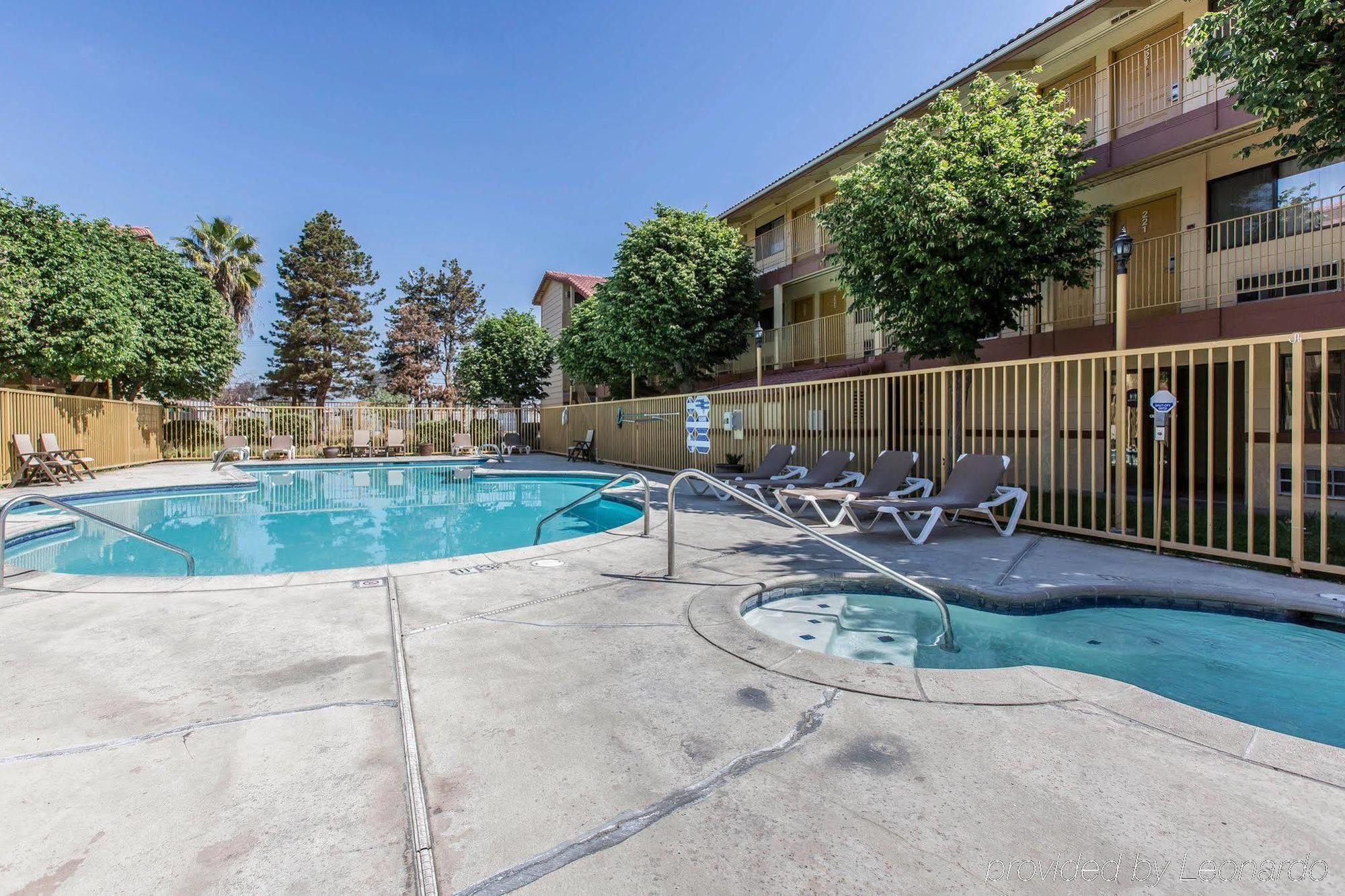 Quality Inn & Suites Bakersfield Eksteriør billede
