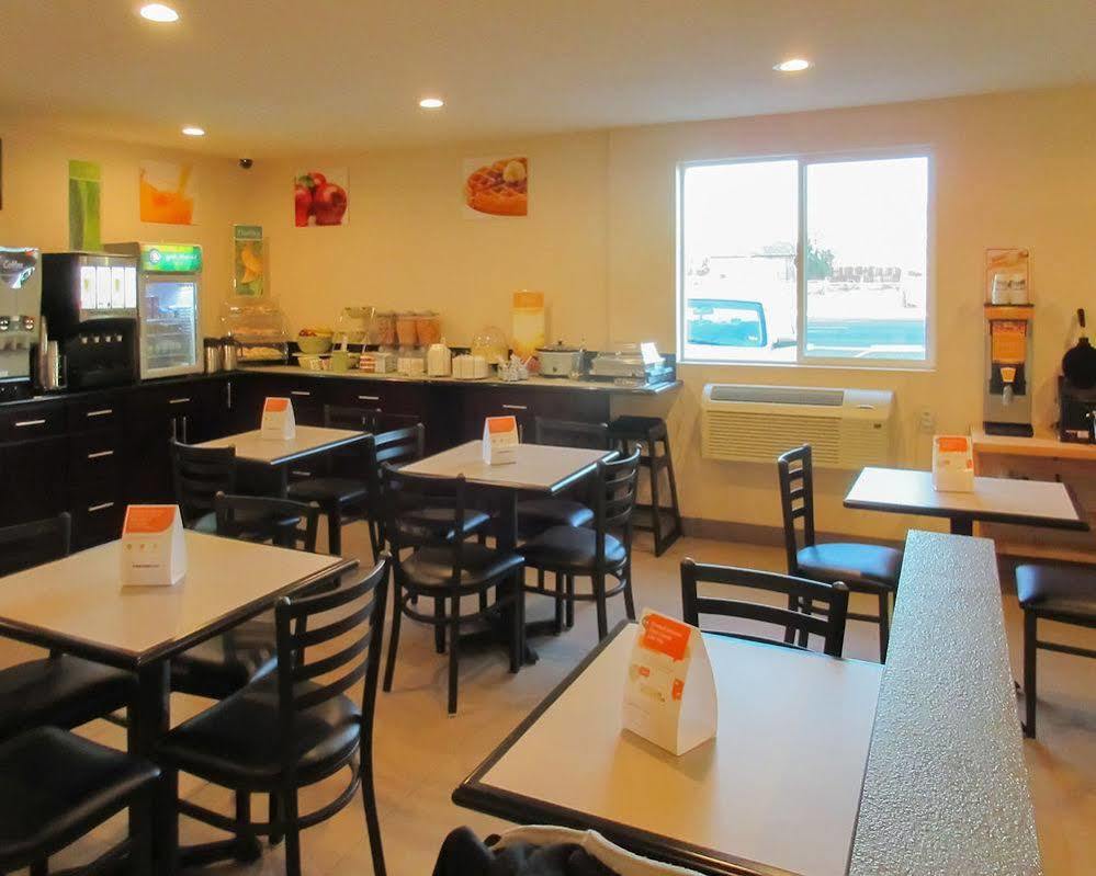 Quality Inn & Suites Bakersfield Eksteriør billede